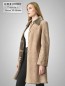 Preview: geknöpfter langer Damen Lammfellmantel aus Merino-Lammfell braun taupe