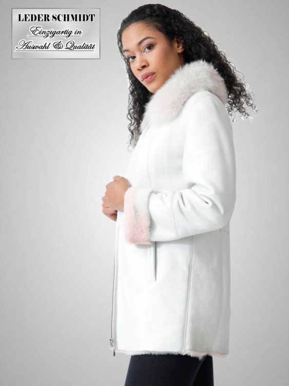 weiße lange Damen Lammfelljacke aus superweichem Merino Lammfell