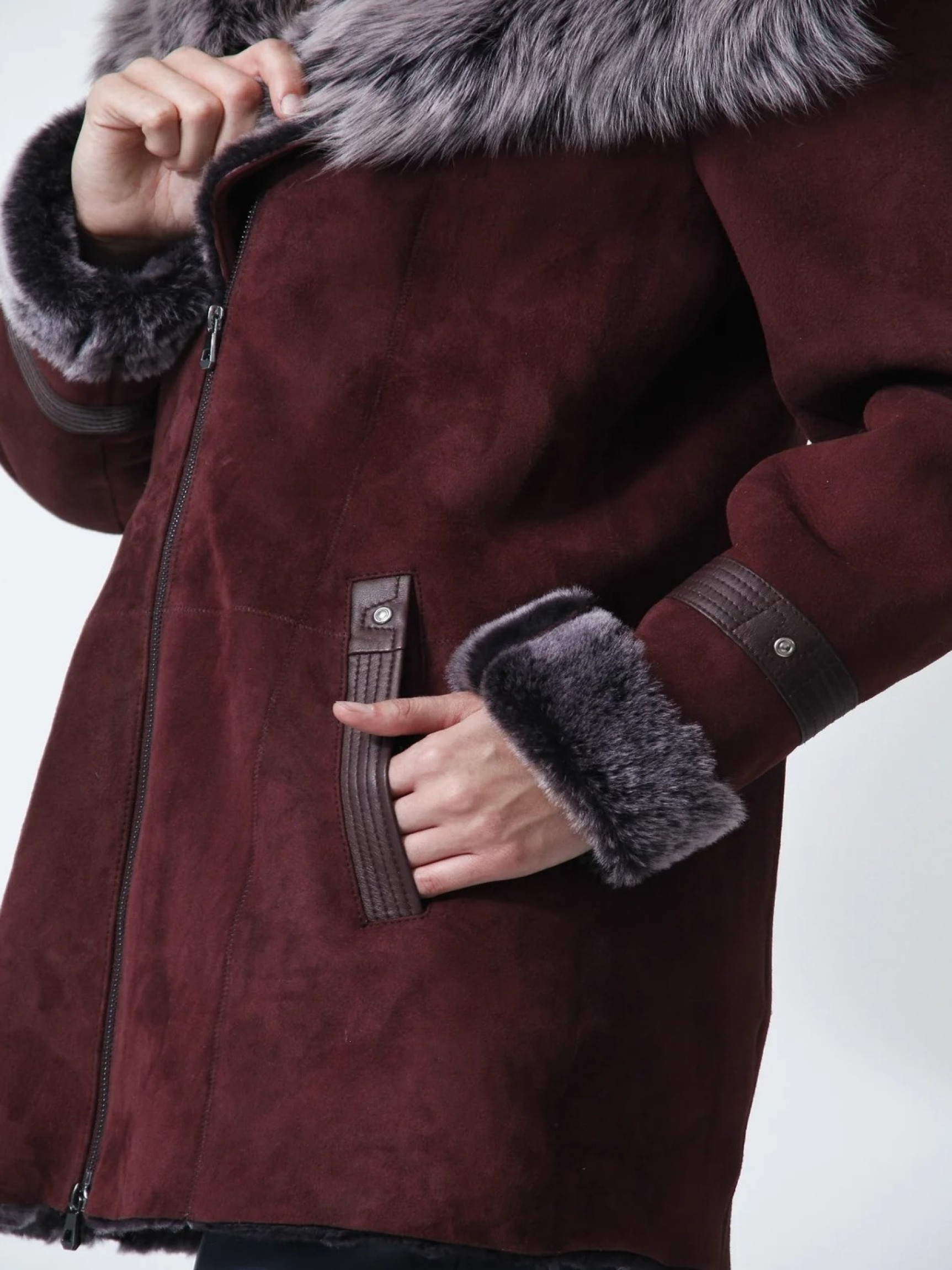 lange Damen Lammfelljacke mit Kapuze