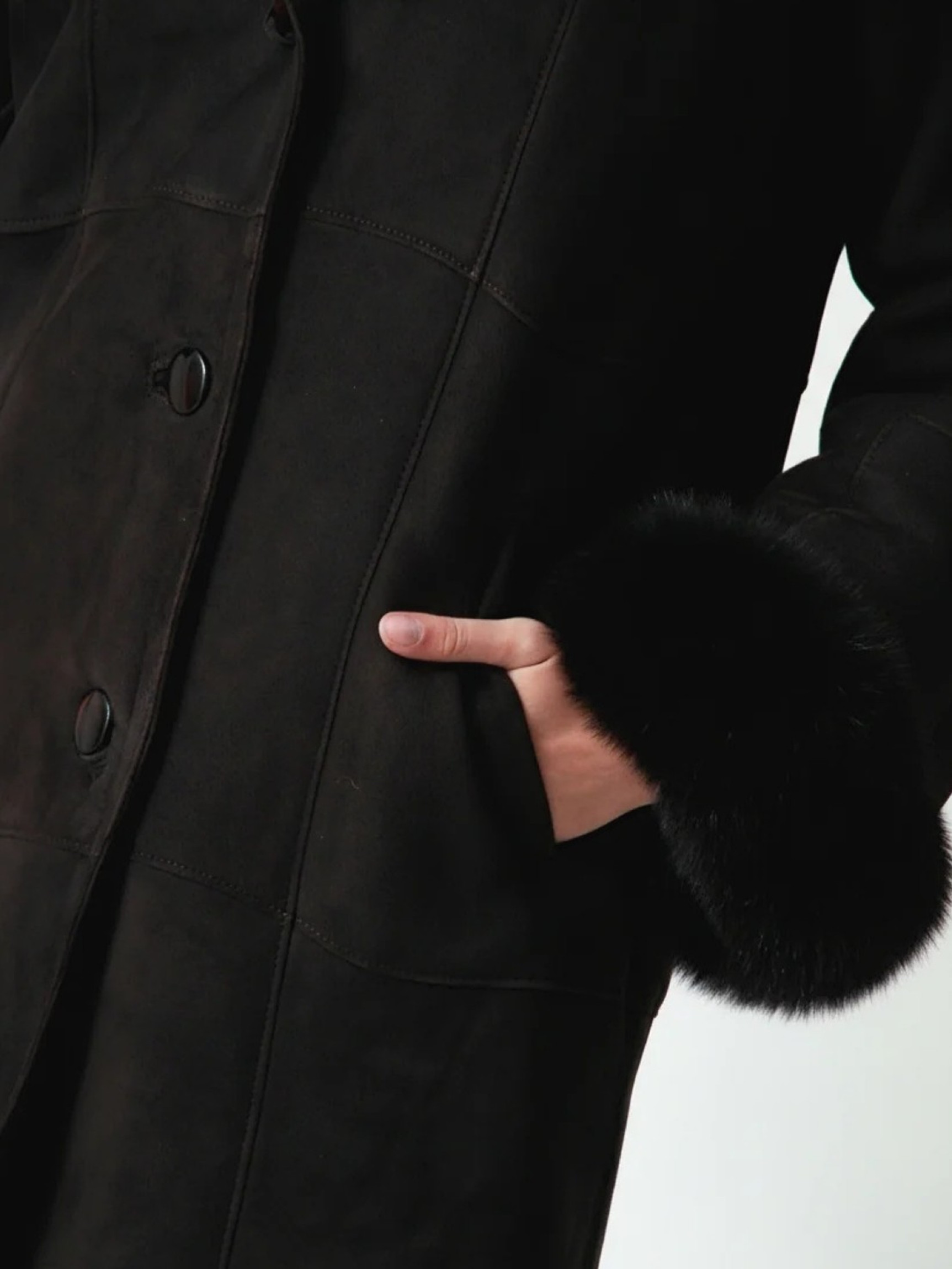 lange Damen Lammfellmantel dunkel braun
