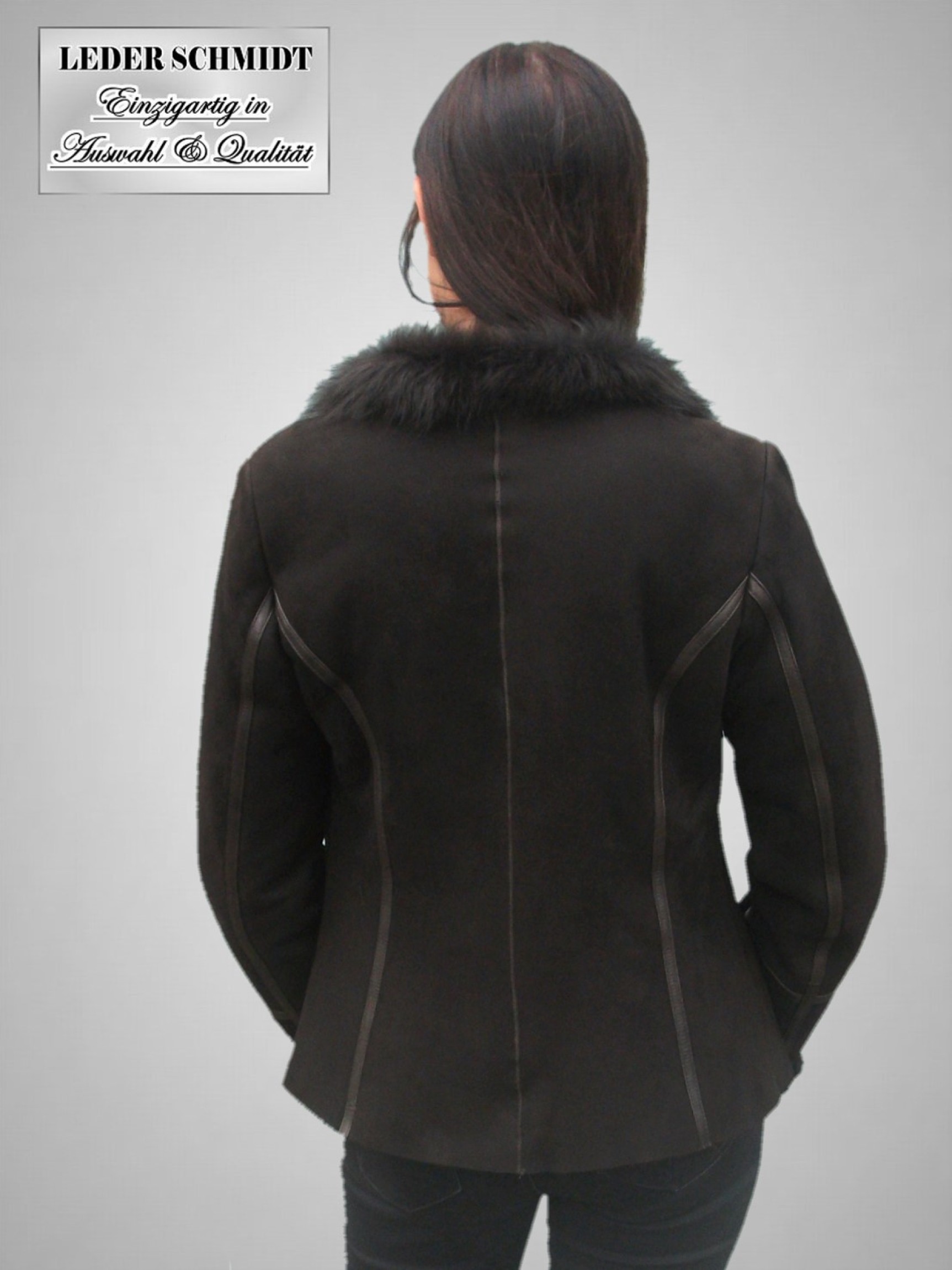 kurze Lammfelljacke