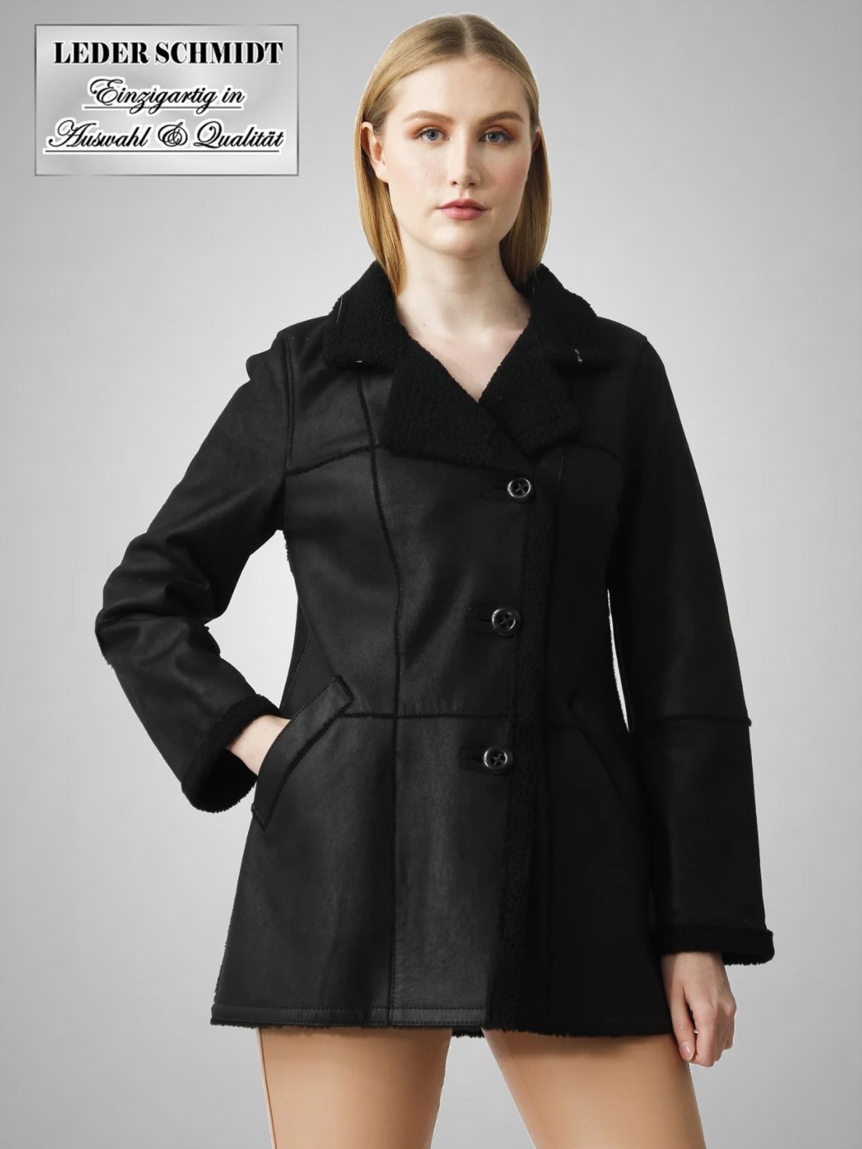 schwarze Damen Lammfell-Jacke leicht Knöpfe Kragen Taschen