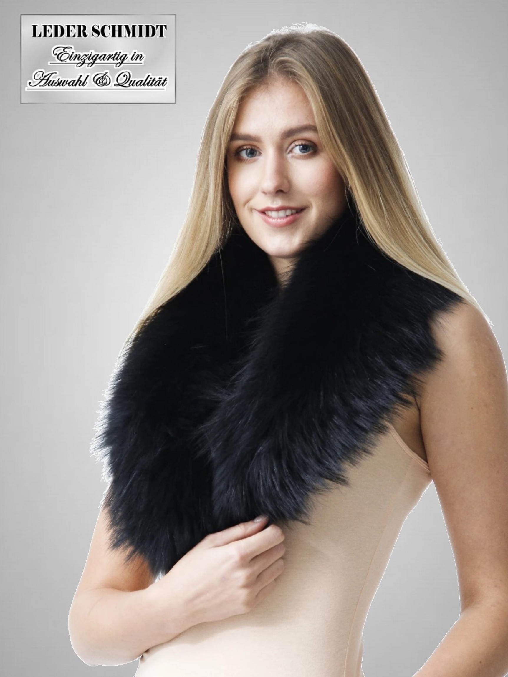 schwarzer großer Pelz-Kragen